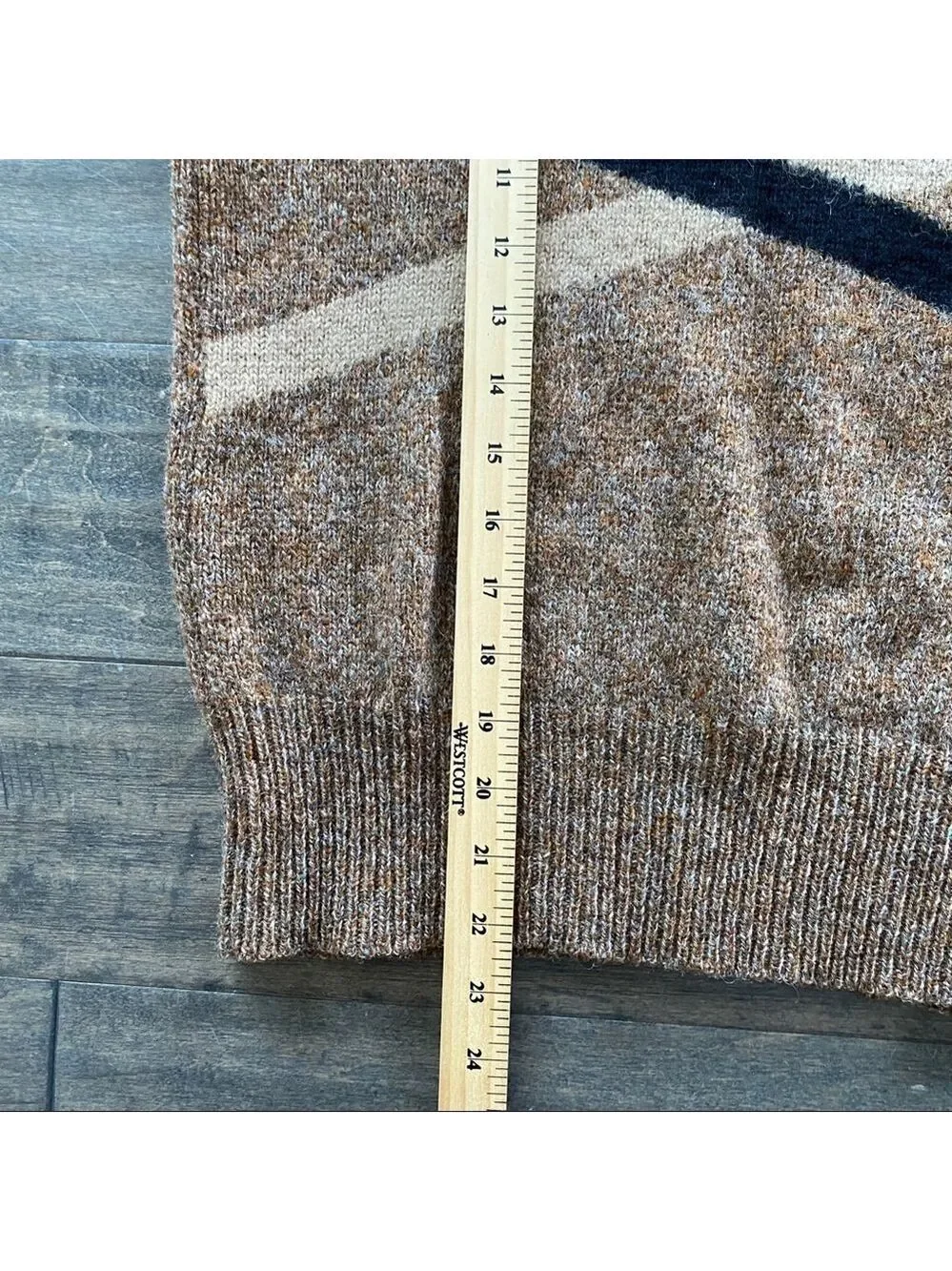 VINTAGE Richard & co. 100% Wool Turtleneck Sweater Brown Sz M - Picture 5 of 5